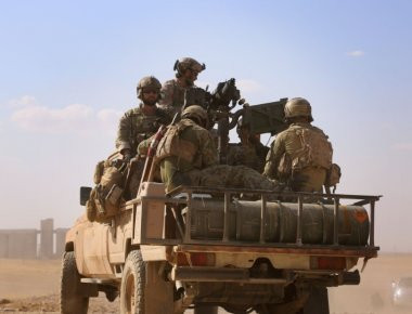 Με συνοδεία ειδικών δυνάμεων τα αμερικανικά όπλα στο SDF